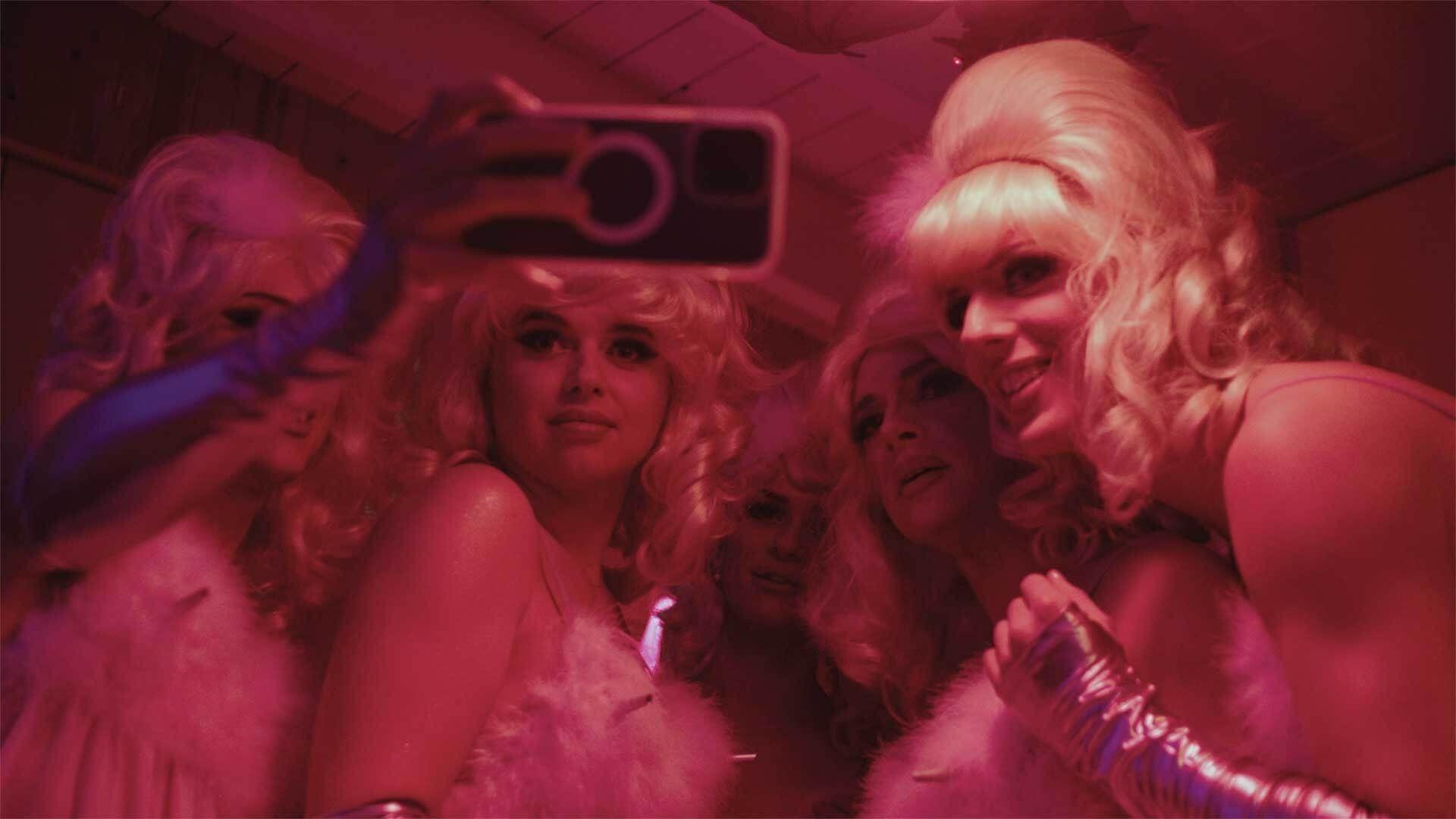 HOUSE IS NOT A DISCO, A