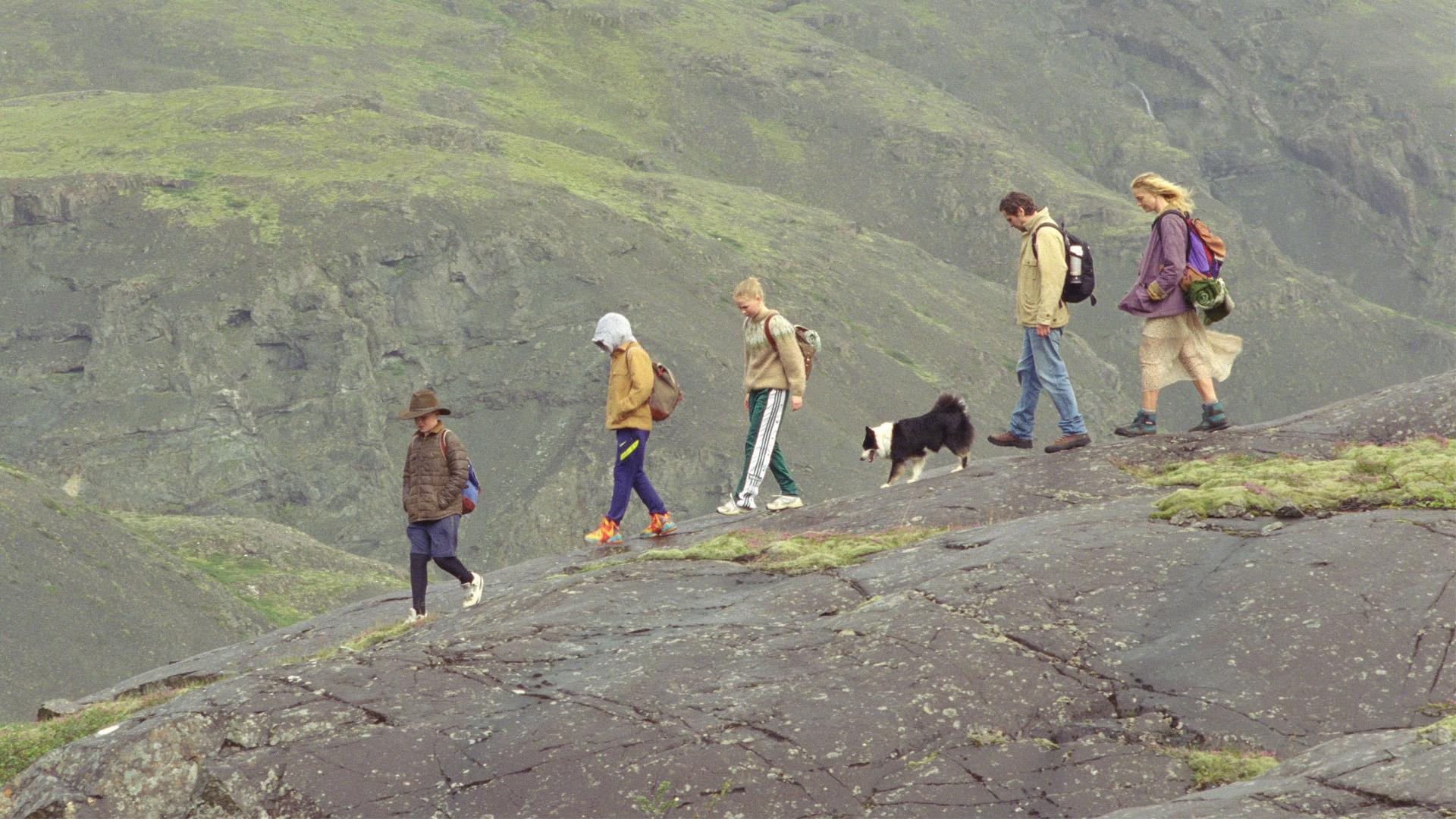 LOVE THAT REMAINS, THE