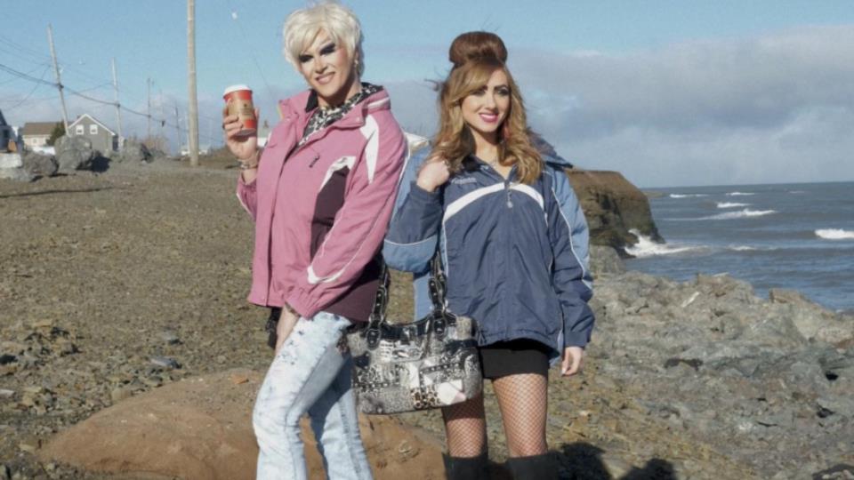 TRACY & MARTINA: GOIN' OUT WEST